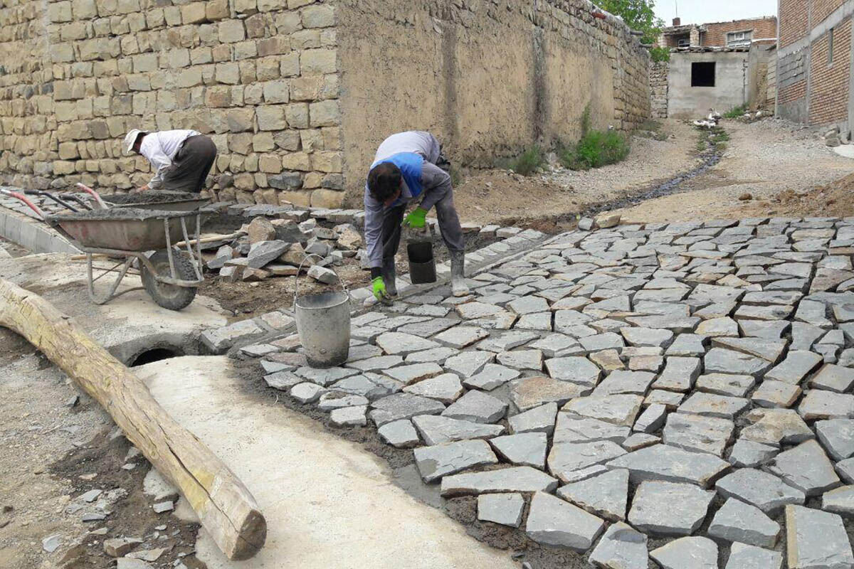 اجرای ۱۵ میلیارد ریال پروژه عمرانی در روستای کچومثقال اردستان