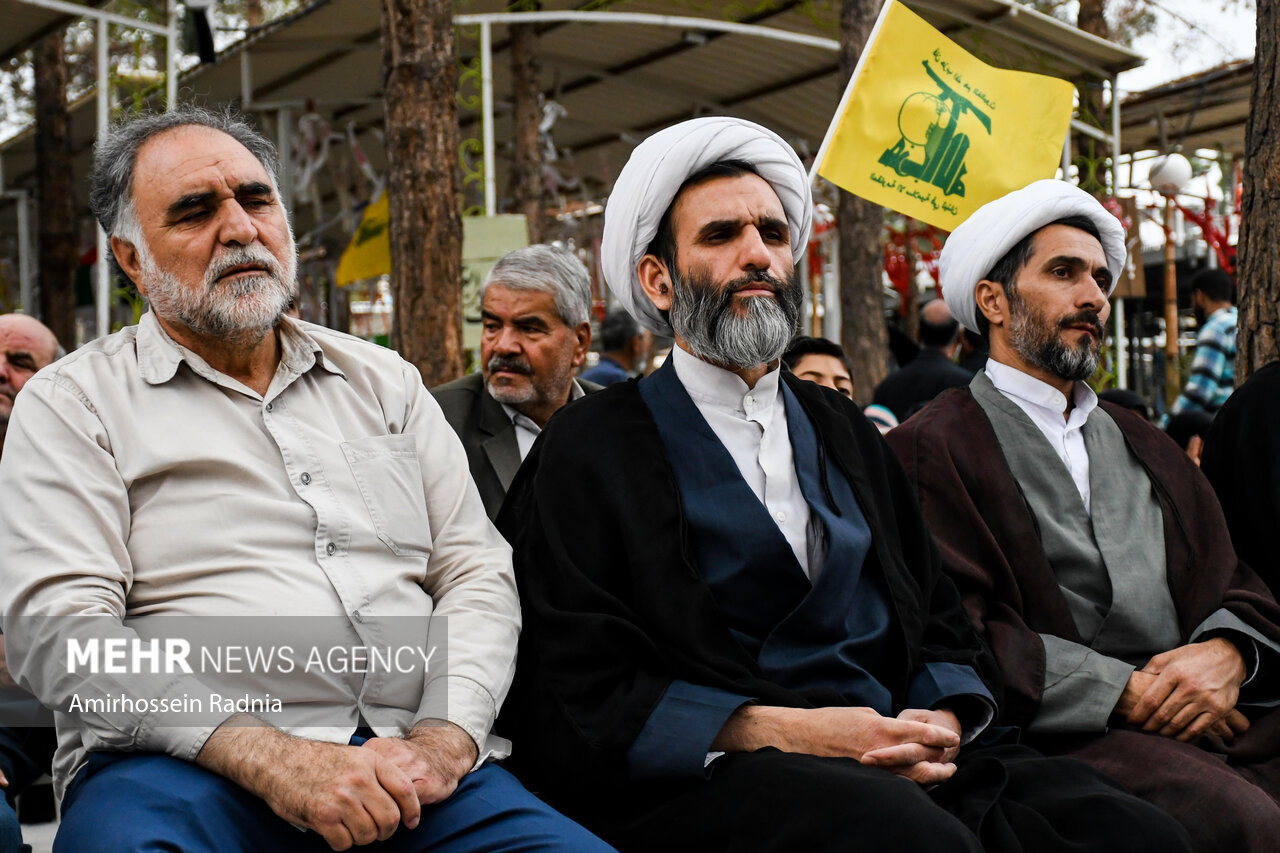 بزرگداشت شهدای مقاومت در بیرجند
