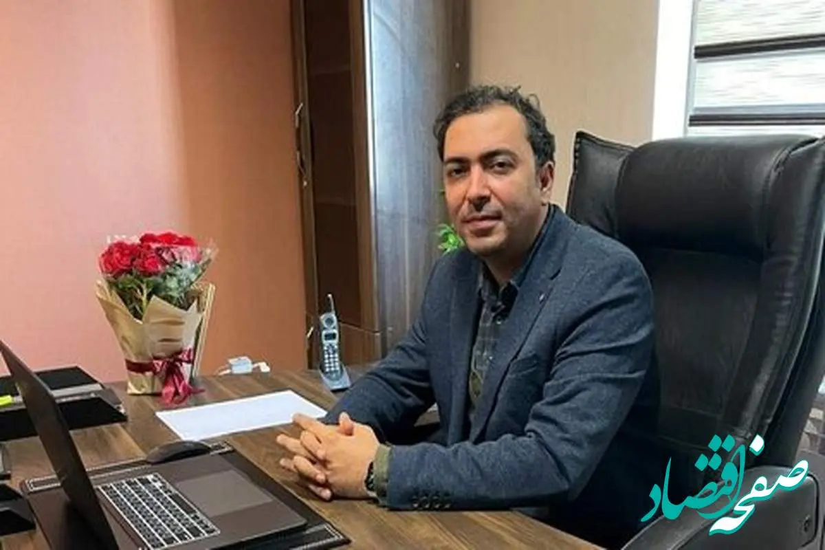 بودجه ۱۴۰۴ شبه انبساطی است/ قیمت دلار آزاد و نیمایی منطقی نیست/ دولت برای کسری بودجه باید قیمت منابع انرژی را تغییر بدهد؟