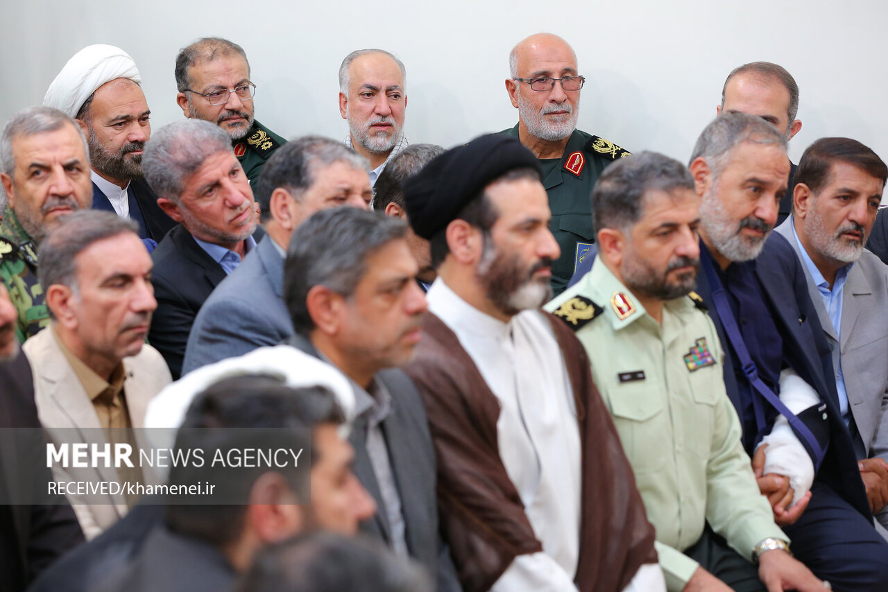 دیدار دست‌اندرکاران کنگره ملی شهدای کرمانشاه با رهبر معظم انقلاب