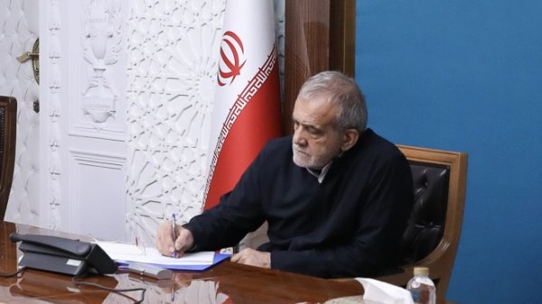 با صدور حکمی از سوی دکتر پزشکیان صورت گرفت؛ انتصاب آقای رشیدیان به عنوان نماینده ویژه رئیس جمهور در ستاد مرکزی مبارزه با قاچاق کالا و ارز