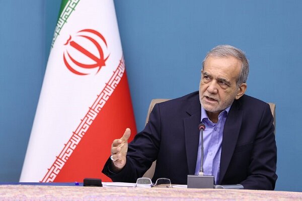 با هیچ کشوری خصومت نداریم/هیچ قدرتی توان رویارویی با ما را ندارد