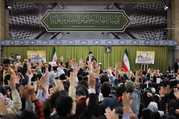 دانش‌آموزان و دانشجویان با رهبر انقلاب دیدار می‌کنند