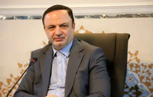 سفر دبیر شورای‌عالی مناطق آزاد و ویژه اقتصادی به کیش