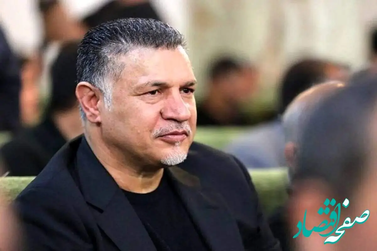 «علی دایی» سوار لنج در قشم + فیلم