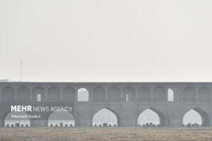 هوای اصفهان برای دومین روز پیاپی در وضعیت قرمز است