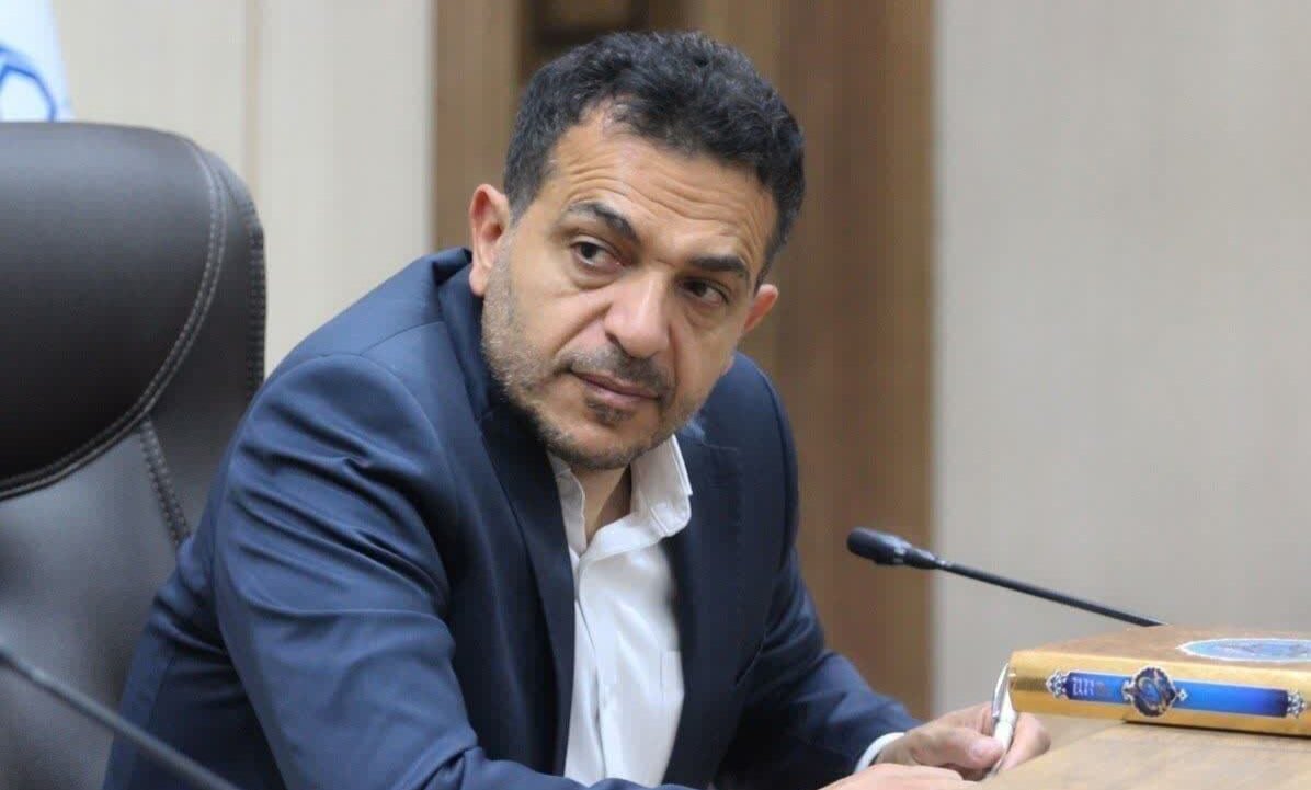 تاخیر در ابلاغ وام ۸۰۰ میلیونی وام مسکن توسط بانک مرکزی به مردم اسیب می‌زند