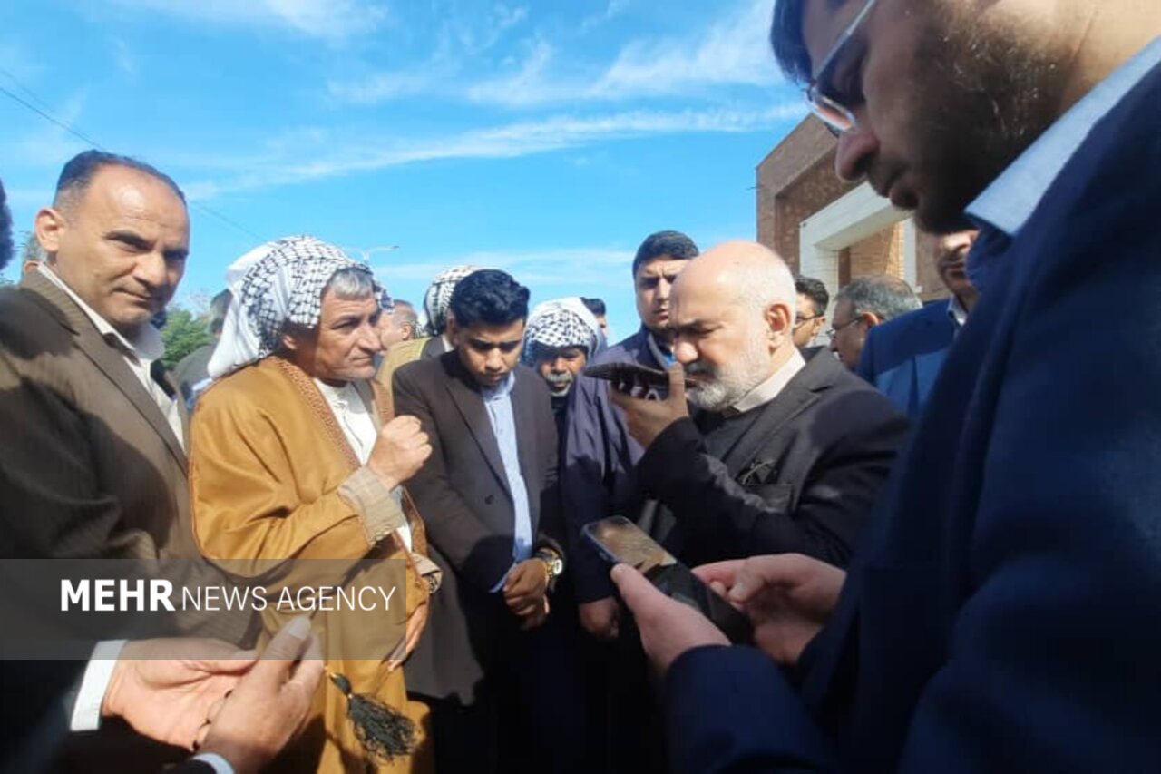 اولویت استخدام صنایع به جوانان بومی اختصاص یابد