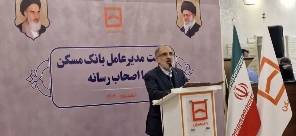 به گزارش تیترنا: علی خورسندیان، مدیر عامل بانک مسکن در جمع خبرنگاران با بیان اینکه مسکن یکی از ضروری ترین نیاز مردم است، اظهار داشت: متاسفانه امروز تامین سرپناه معمولی برای جوانان تبدیل به رویا شده است و حتی بعضا افراد با سن بالا هم از داشتن سرپناه محروم هستند. بنابراین بانک مسکن و نهادهای مرتبط باید با اهتمام بیشتر به این امر بپردازند.