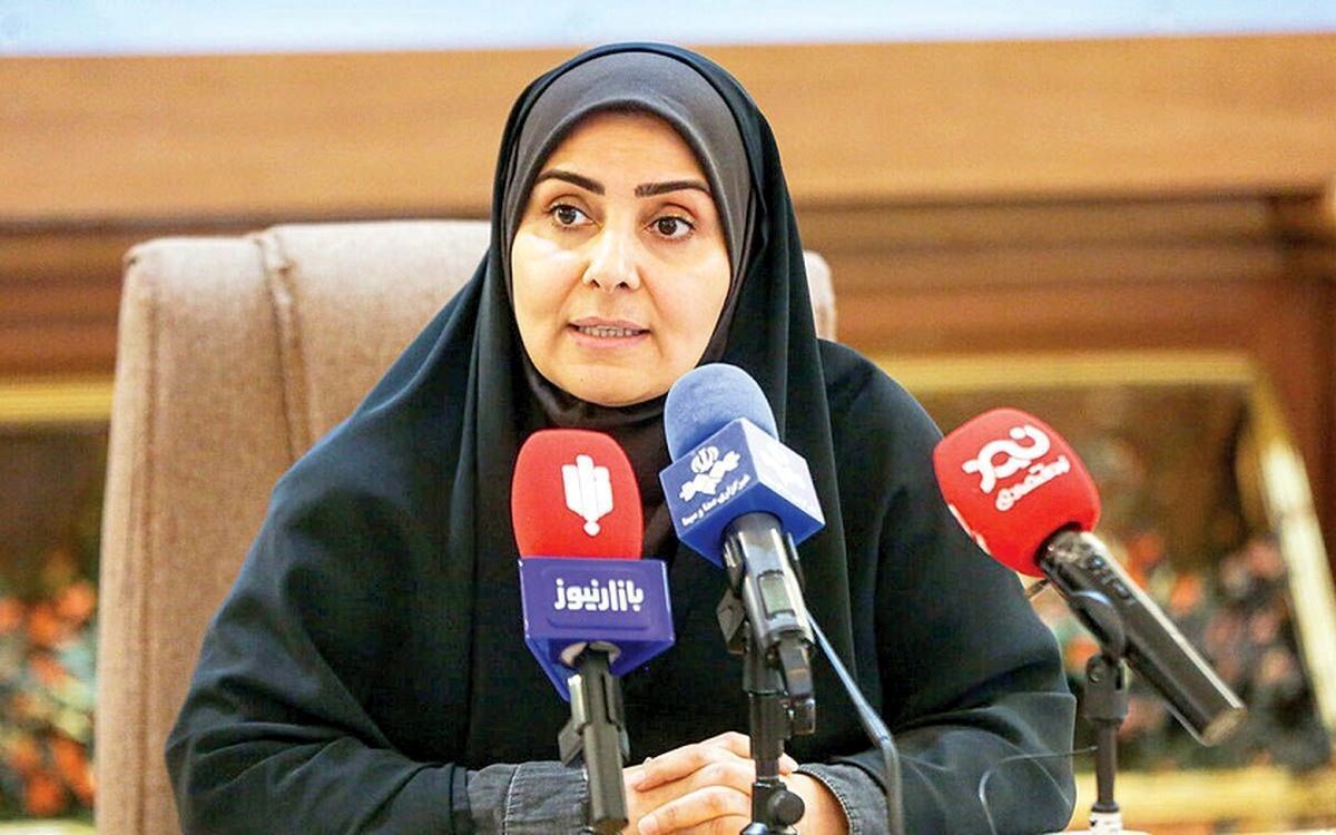 به گزارش تیترنا: این در حالی است که وی بارها وزارت راه و شهرسازی و دولت وفاق را متعهد به اجرای برنامه هفتم پیشرفت خوانده و با تاکید بر اینکه «ورود صفر تا صدی دولت در ساخت مسکن محرومین منجر به تطویل پروسه ساخت می‌شود»؛ گفته است: سیاستگذاری حوزه مسکن، صرفا معطوف به مسکن محرومین نیست و شامل مسکن دیگر اقشار،  ورود بخش خصوصی به ساخت مسکن و …نیز می‌شود.