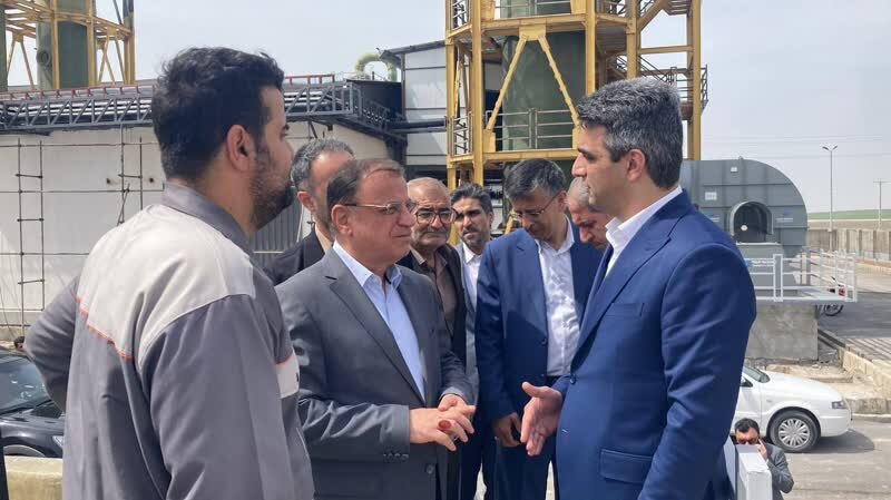 بازدید استاندار گلستان از یک کارخانه؛ پیگیری برای رفع موانع تولید