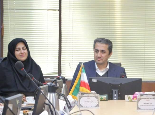 به گزارش تیترنا: حالا در جدیدتین اطلاعیه منتشر شده، سمیه خلوصی از ترکیب هیات مدیره خارج شده و اکنون سیت هیات مدیره سرمايه گذاري استان ايلام خالی مانده است.
