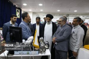 نمایشگاه تخصصی«روایت دانش»باحضور نماینده ولی فقیه درخوزستان گشایش یافت