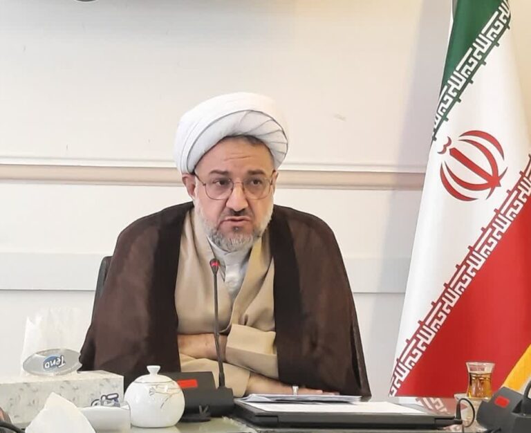 برگزاری مراسم «احلی من العسل» در ۱۸ بقعه گلستان