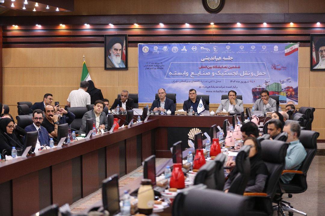 به گزارش تیترنا به نقل از روابط عمومی شرکت نمایشگاهی میلاد نور، محمدجواد قنبری معاون امور نمایشگاهی شرکت سهامی نمایشگاه‌های بین‌المللی جمهوری اسلامی ایران ضمن خوش آمدگویی به حاضران افزود: در طول سال ۷۰ نمایشگاه تخصصی در محل دائمی نمایشگاه بین‌المللی تهران برگزار می‌شود که فرصت خوبی است برای شرکت‌های مختلف که خود را در معرض دید قرار دهند و با شرکت‌های خارجی ارتباط بگیرند.