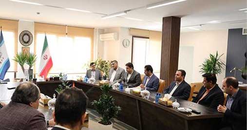 تجلیل پتروشیمی امیرکبیر در مراسمی رسمی از مدیرعامل سابق