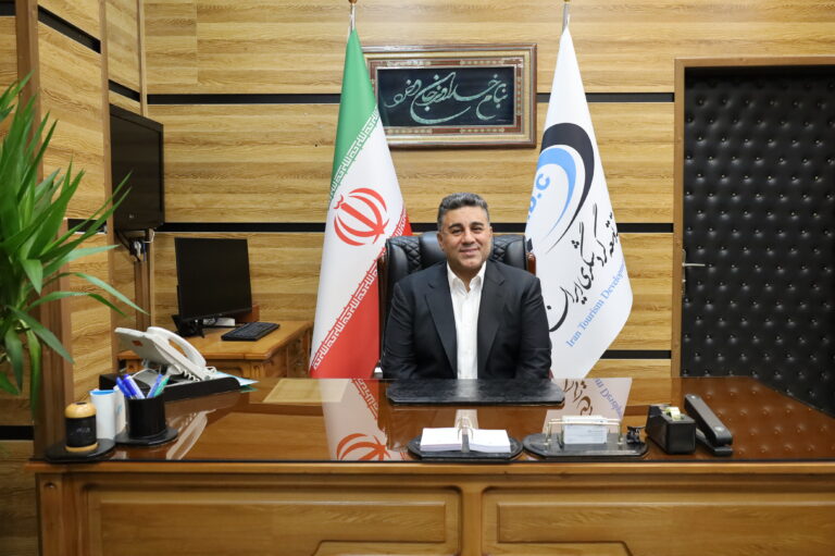 نقش گردشگری در بازسازی روح جمعی ملت