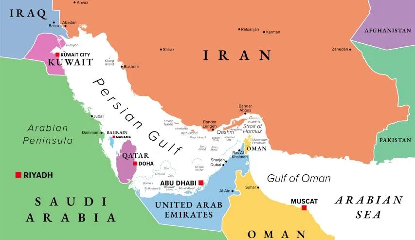دور سوم حملات آمریکا/ سنتکام: پس از حمله سپاه به کشتی تجاری به ایران حمله کردیم/ پیت هگزث: ایران انتخاب...