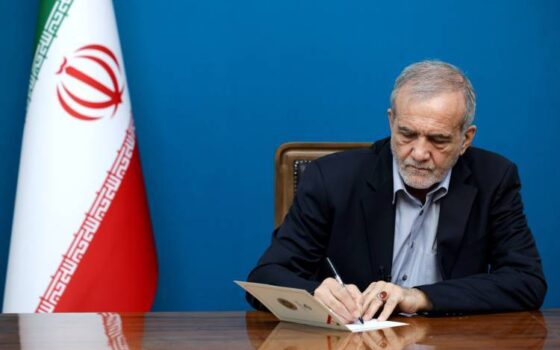 مردم ایران تشییع باشکوه رهبر شهید را فراموش نخواهند کرد