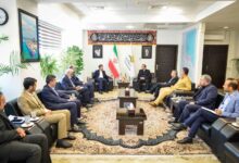 به گزارش  تیترنا به نقل از روابط عمومی و امور بین‌الملل سازمان منطقه آزاد انزلی، مصطفی طاعتی‌مقدم، رئیس هیئت‌مدیره و مدیرعامل سازمان، در نشست مشترک با اعضای هیئت‌مدیره، معاونان و مدیران ارشد گروه کشتیرانی جمهوری اسلامی ایران، راهکارهای توسعه همکاری‌های مشترک در حوزه‌های بندری، حمل‌ونقل دریایی، لجستیک و ترانزیت کالا را بررسی کرد.