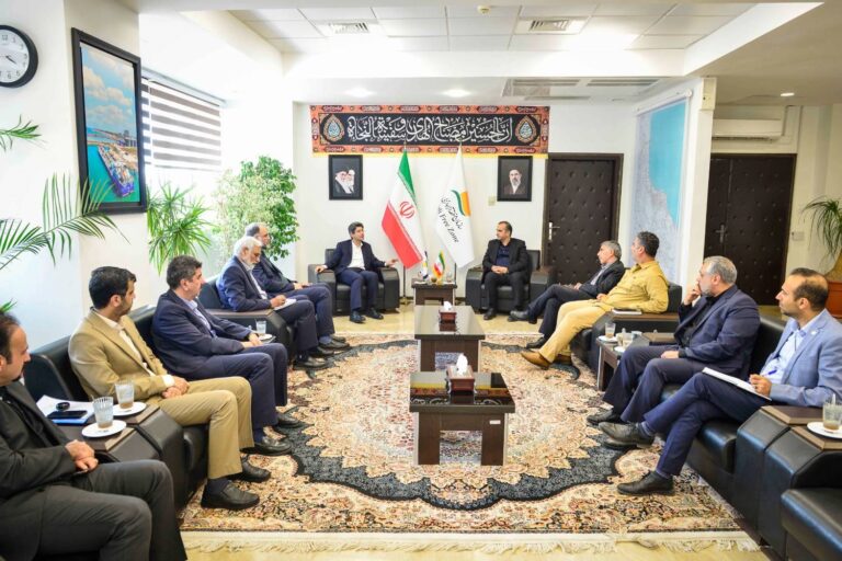 بررسی راهكارهای توسعه همكاری‌های منطقه آزاد انزلی و گروه كشتیرانی جمهوری اسلامی ایران